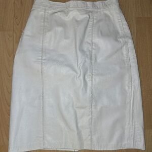 White Leather Skirt Outerwear by Phoenix Size 7/8 Vintage 80s/90s